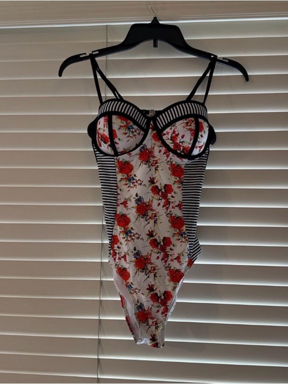 Cupshe Floral & Stripe Underwire Bodysuit - White, Black & Red